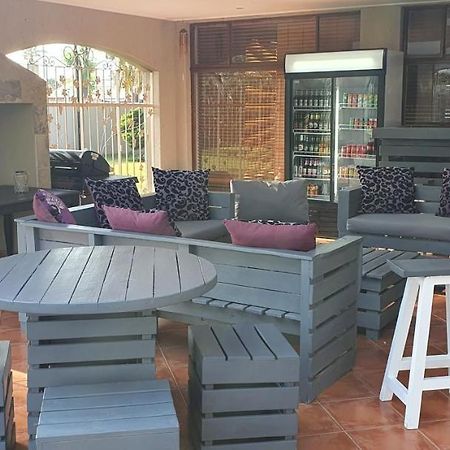 Life Tours & Accommodation Boksburg Exterior photo